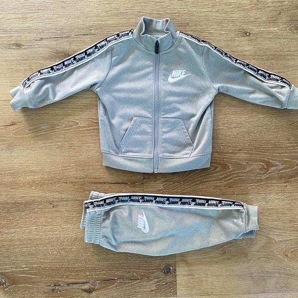 Nike: Sportswear Club Dri-FIT - Picture 9 of 16